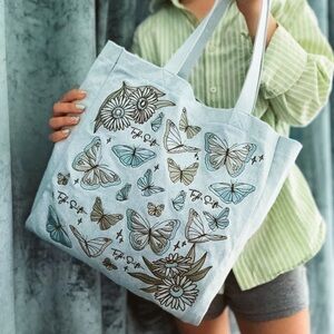 NWT Sold Out Debut Butterfly Embroidered Taylor Swift Tote Bag